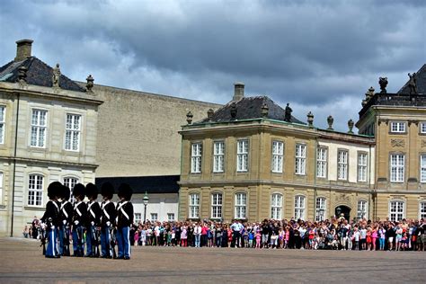 Vagtskifte på Amalienborg